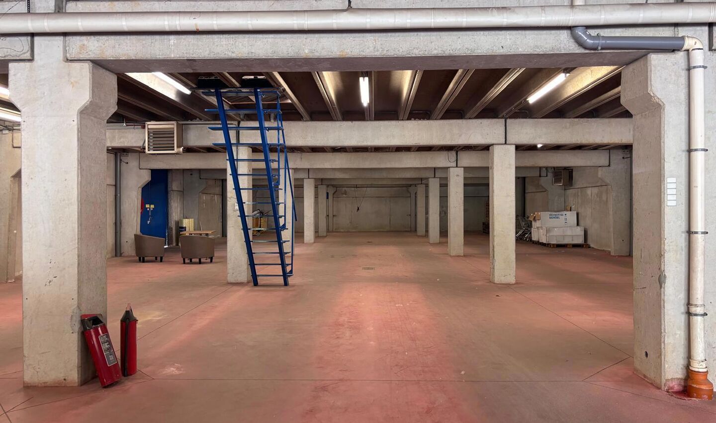 Industrieel gebouw te huur in Rotselaar