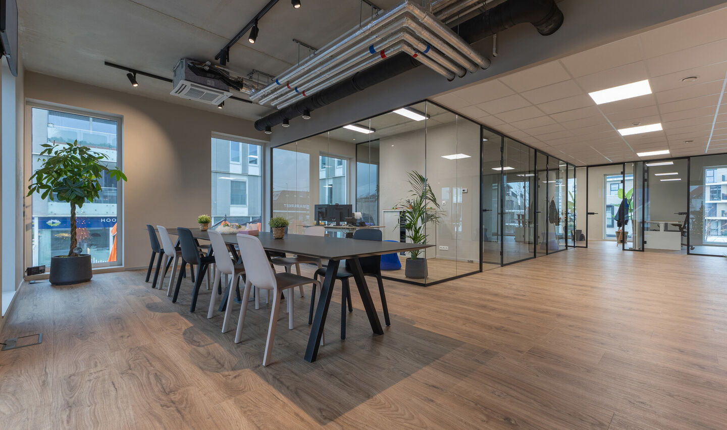 Kantoor te koop in Sint-Pieters-Leeuw
