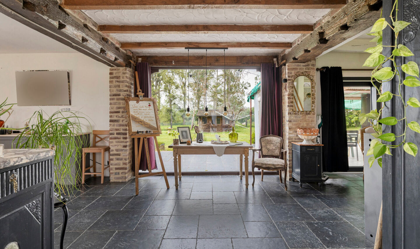 Landhuis te koop in Sint-Pieters-Leeuw