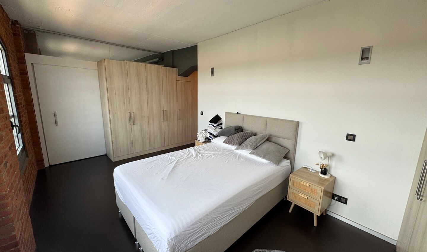 Loft &agrave; louer &agrave; Sint-Pieters-Leeuw