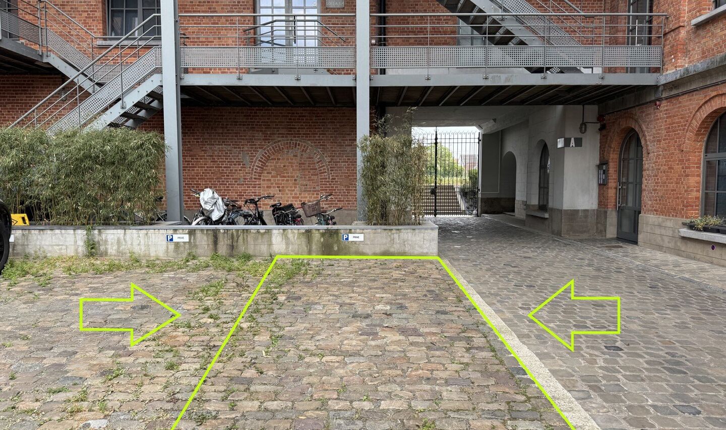 Loft &agrave; louer &agrave; Sint-Pieters-Leeuw