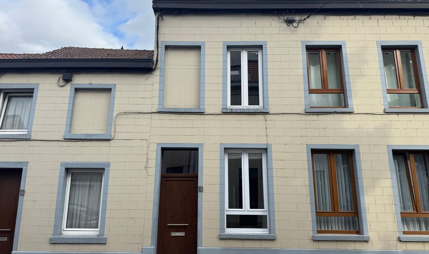 Maison unifamiliale à louer à Halle