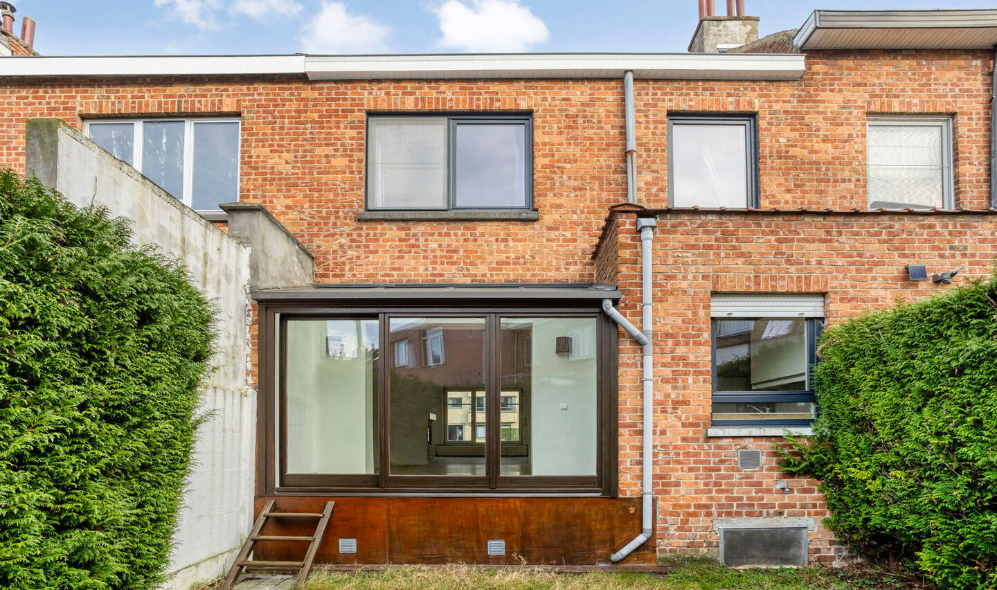 Maison unifamiliale &agrave; vendre &agrave; Sint-Pieters-Leeuw