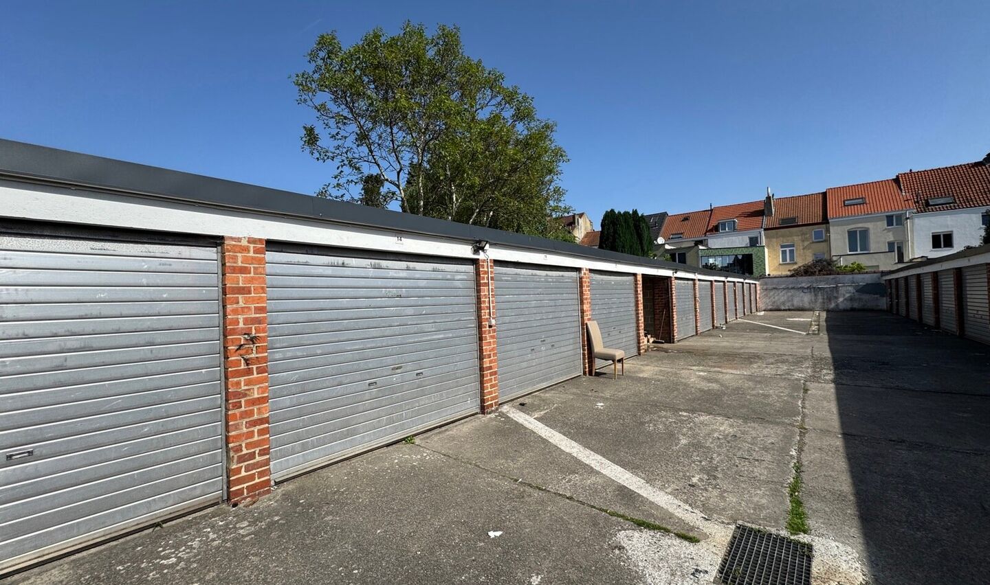Open garagebox te koop in Anderlecht