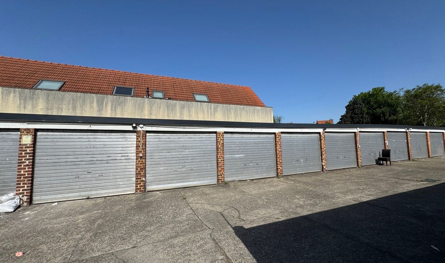 Open garagebox te koop in Anderlecht
