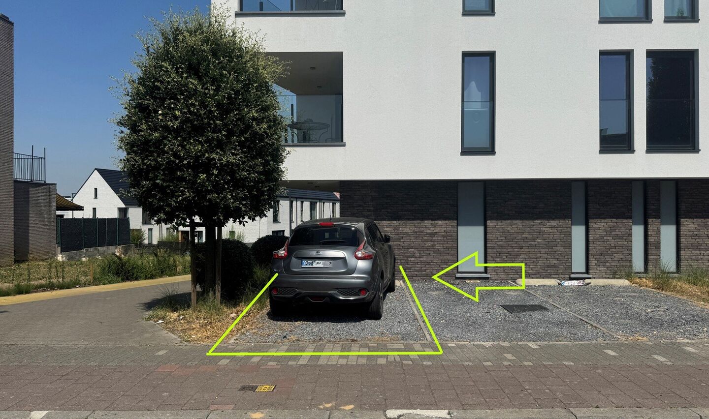 Parking extérieur à louer à Sint-Pieters-Leeuw