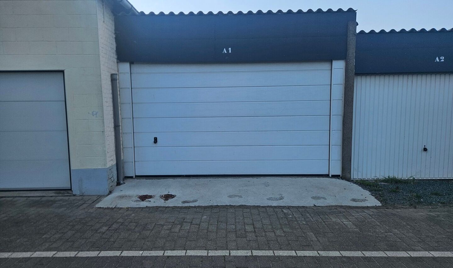 Parking int&eacute;rieur &agrave; louer &agrave; Sint-Pieters-Leeuw