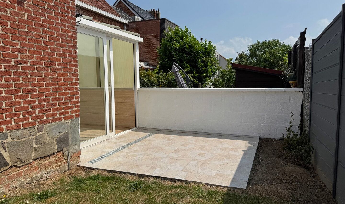 Rez-de-chaussée à louer à Sint-Pieters-Leeuw