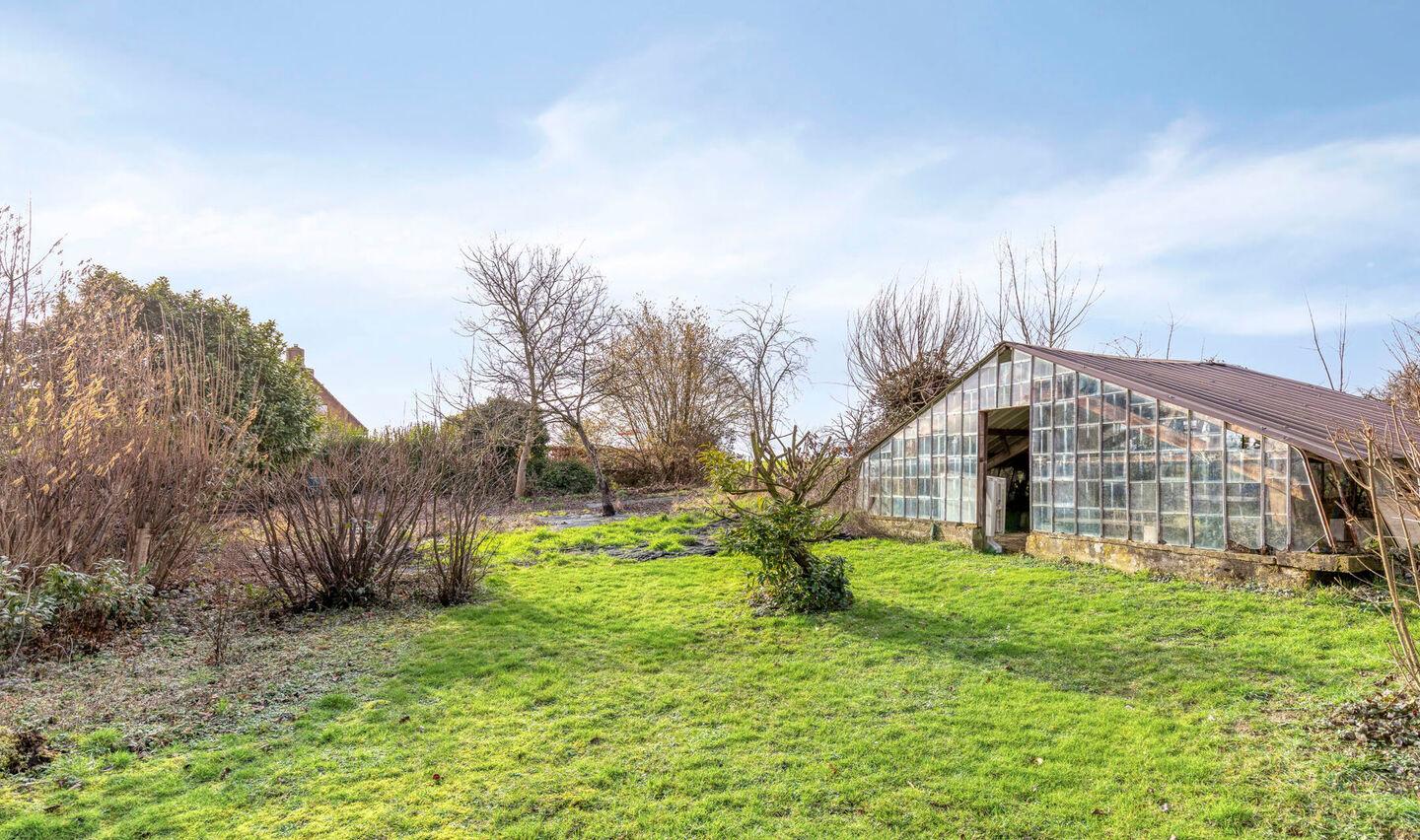 Villa te koop in Sint-Pieters-Leeuw