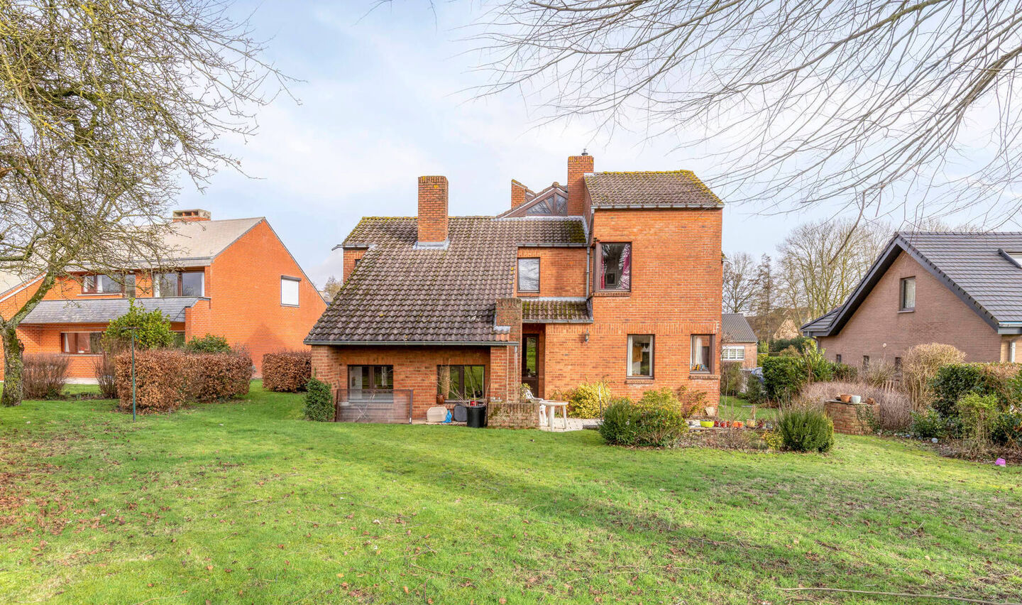 Villa te koop in Sint-Pieters-Leeuw