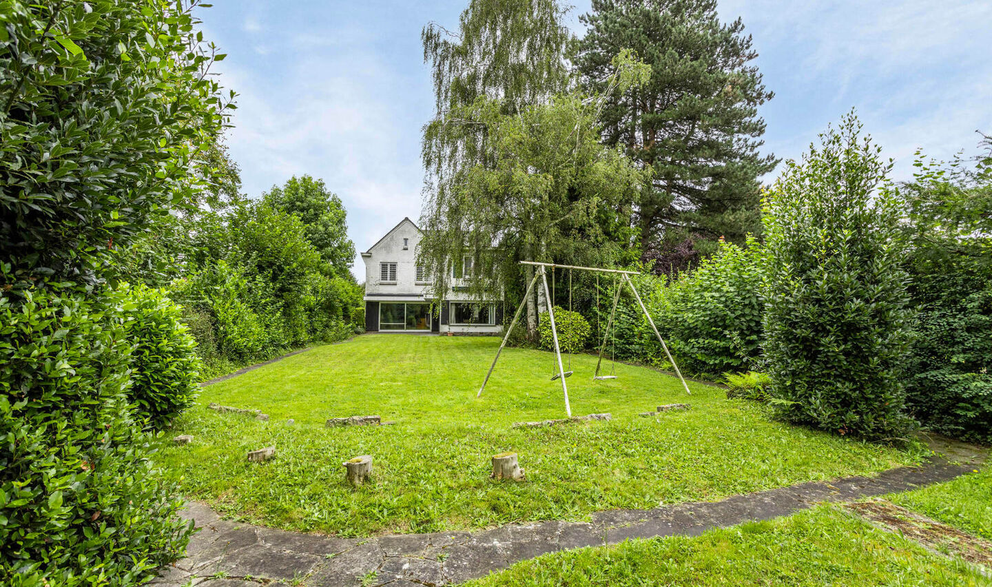 Villa te koop in Sint-Pieters-Leeuw