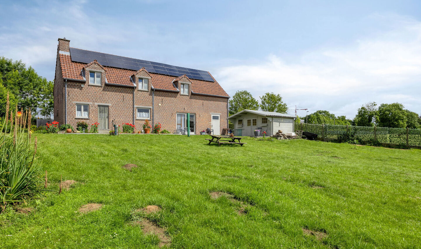 Villa te koop in Sint-Pieters-Leeuw
