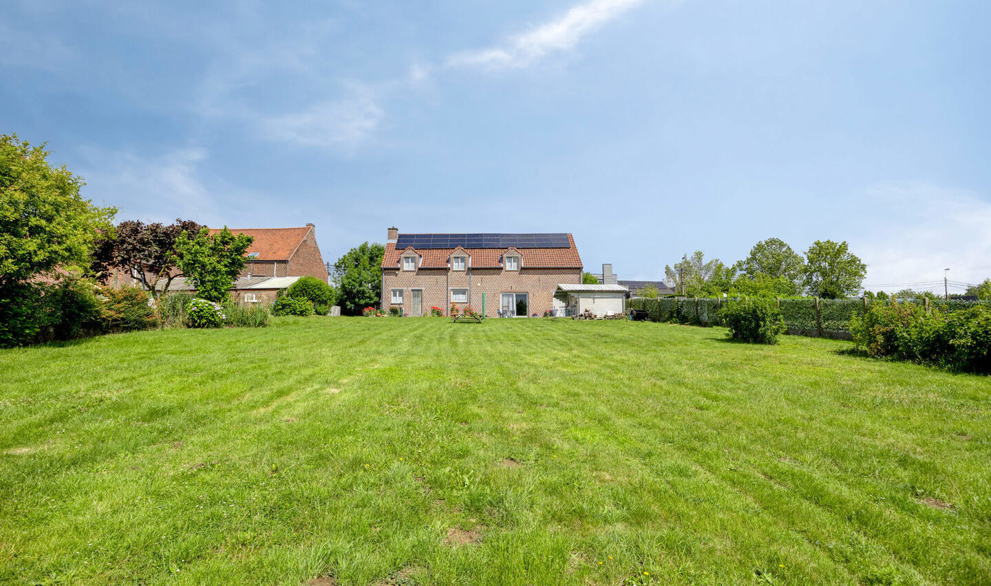 Villa te koop in Sint-Pieters-Leeuw