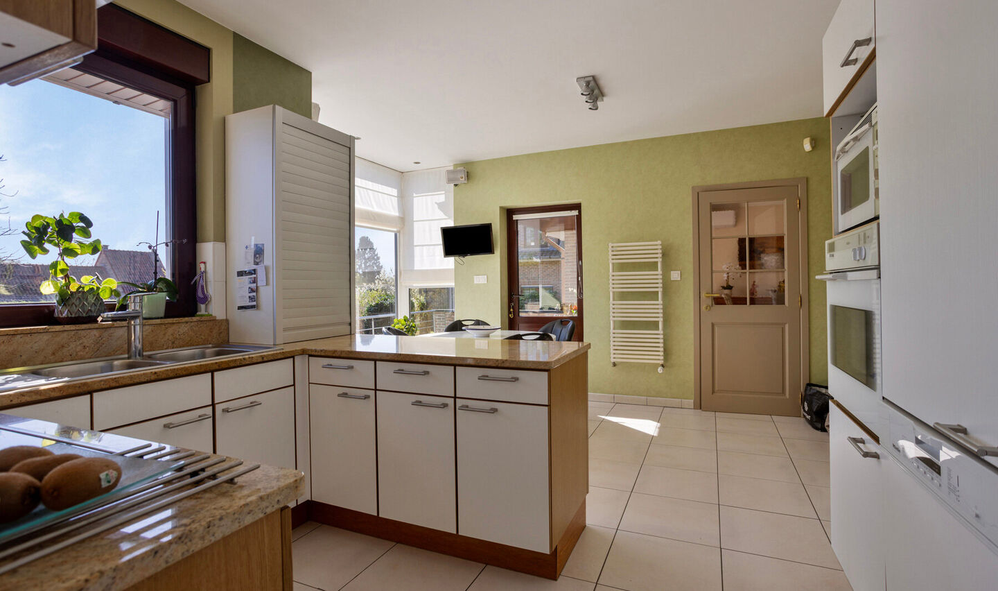 Villa te koop in Sint-Pieters-Leeuw