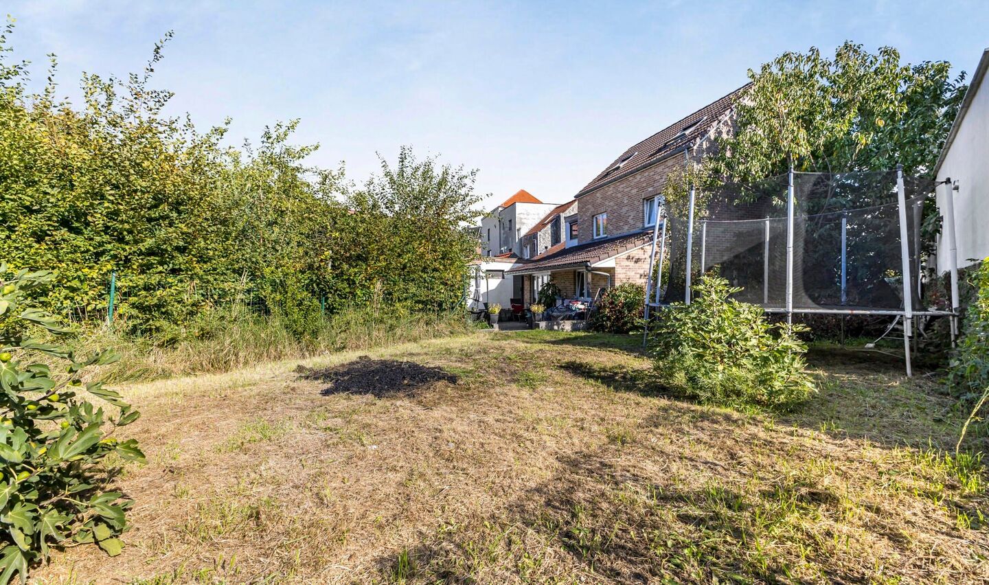 Villa te koop in Sint-Pieters-Leeuw