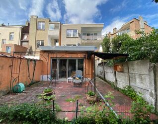 Appartementsgebouw te koop in Vorst