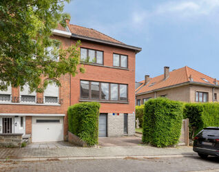 Bel-etage te koop in Sint-Pieters-Leeuw