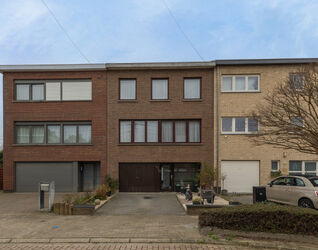 Bel-etage te koop in Sint-Pieters-Leeuw