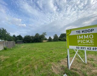 Bouwgrond te koop in Sint-Pieters-Leeuw