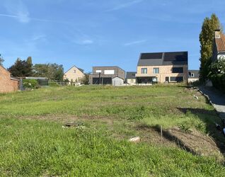 Bouwgrond te koop in Sint-Pieters-Leeuw Vlezenbeek