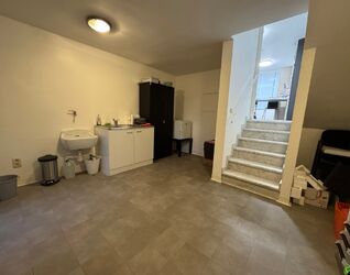 Bureaux &agrave; louer &agrave; Sint-Pieters-Leeuw