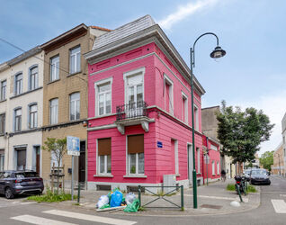 Eengezinswoning te koop in Molenbeek-Saint-Jean