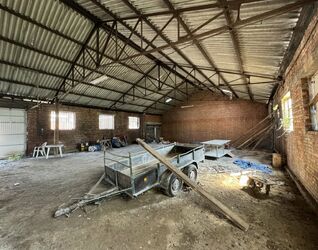 Entrepôt à vendre à Halle