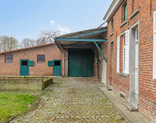 Ferme &agrave; vendre &agrave; Sint-Pieters-Leeuw
