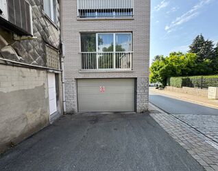 Garage + berging te koop in Sint-Pieters-Leeuw