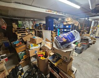 Garage + d&eacute;barras &agrave; vendre &agrave; Sint-Pieters-Leeuw