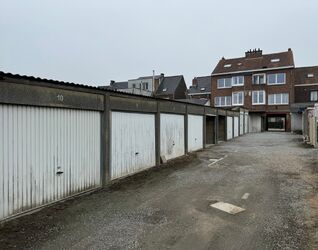 Garage (ferme) &agrave; vendre &agrave; Sint-Pieters-Leeuw