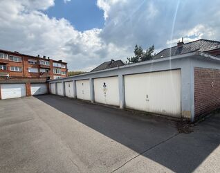 Garage (ferme) &agrave; vendre &agrave; Sint-Pieters-Leeuw Ruisbroek