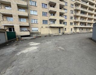 Garage (ferme) à vendre à Vorst