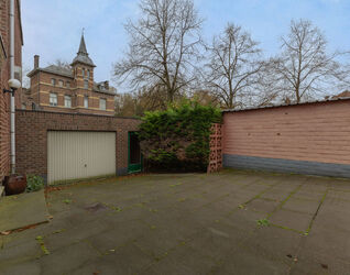 Gebouw voor gemengd gebruik te koop in Sint-Genesius-Rode