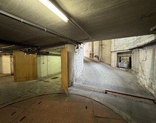 Gesloten garagebox te koop in Anderlecht