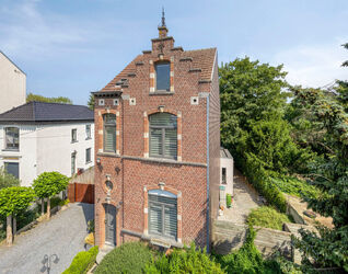 Herenhuis te koop in Sint-Pieters-Leeuw