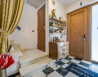 Huis over te nemen in Halle