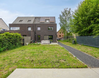 Huis te koop in Sint-Pieters-Leeuw