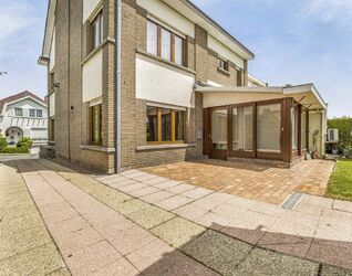 Huis te koop in Sint-Pieters-Leeuw