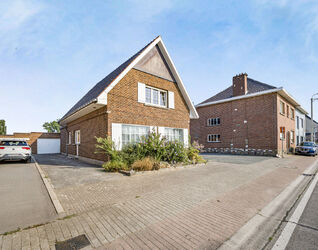 Huis te koop in Sint-Pieters-Leeuw