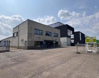 Industrieel gebouw te huur in Rotselaar