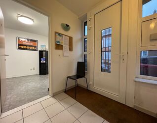 Kantoor te huur in Sint-Pieters-Leeuw