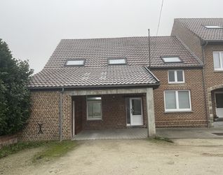 Maison à louer à Sint-Pieters-Leeuw