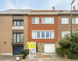 Maison à vendre à Sint-Pieters-Leeuw