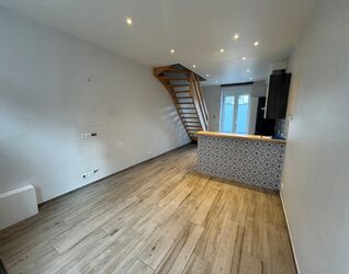 Maison unifamiliale à louer à Halle
