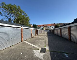 Open garagebox te koop in Anderlecht