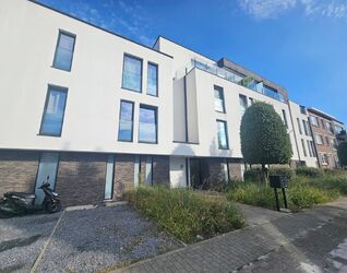 Penthouse te huur in Sint-Pieters-Leeuw