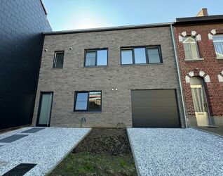 Rez-de-chauss&eacute;e &agrave; louer &agrave; Halle