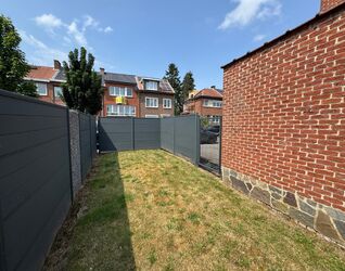 Rez-de-chaussée à louer à Sint-Pieters-Leeuw