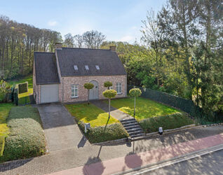 Villa te koop in Beersel Alsemberg